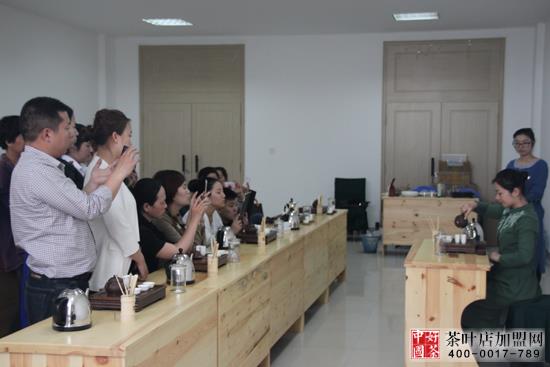 茶艺学院--学院风度，茶叶加盟茶艺培训课，收费茶艺师培训