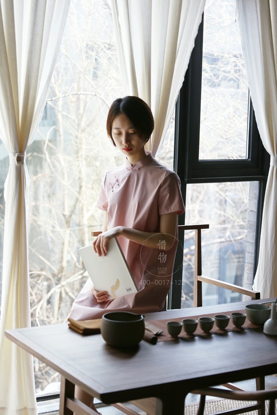 茶服女装春款-网上爆款棉麻茶服女装-惜物棉麻衣饰品牌
