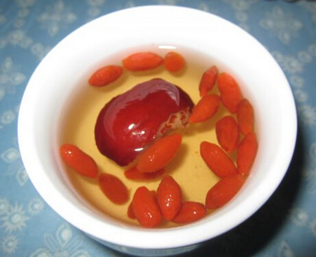 红枣枸杞茶-三种安康补肾茶的小配方