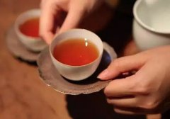 玩电脑手机喝点甚么掩护眼睛好？